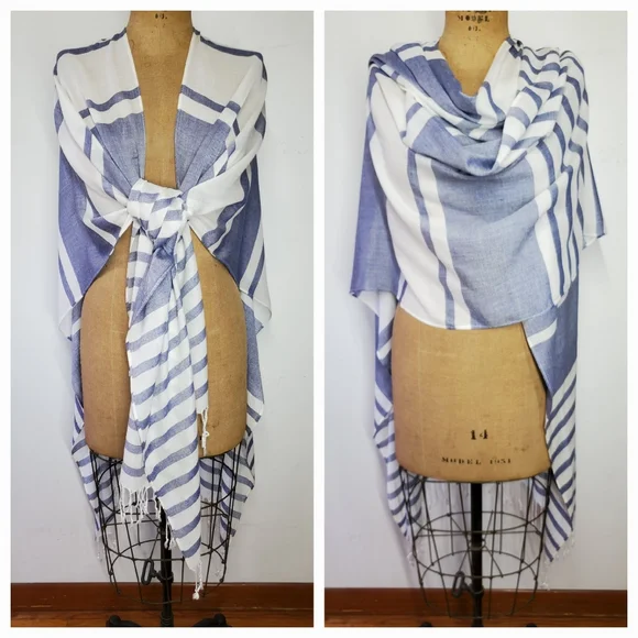 Isaac Mizrahi 72x44 Wrap Shawl Scarf Blue White Swim CoverUp Lightweight Stripe